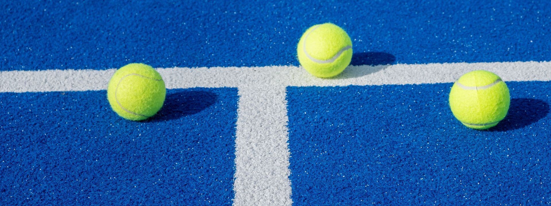 Κλείστε Γήπεδο